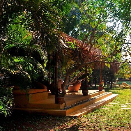 The Clematis Candolim Exterior foto