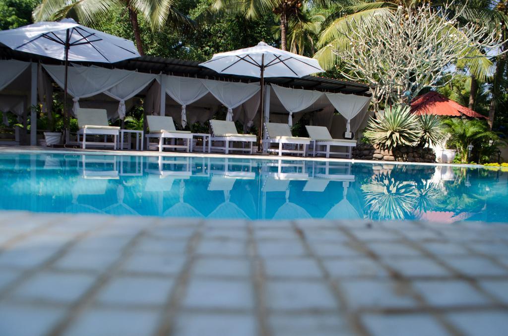 The Clematis Candolim Exterior foto