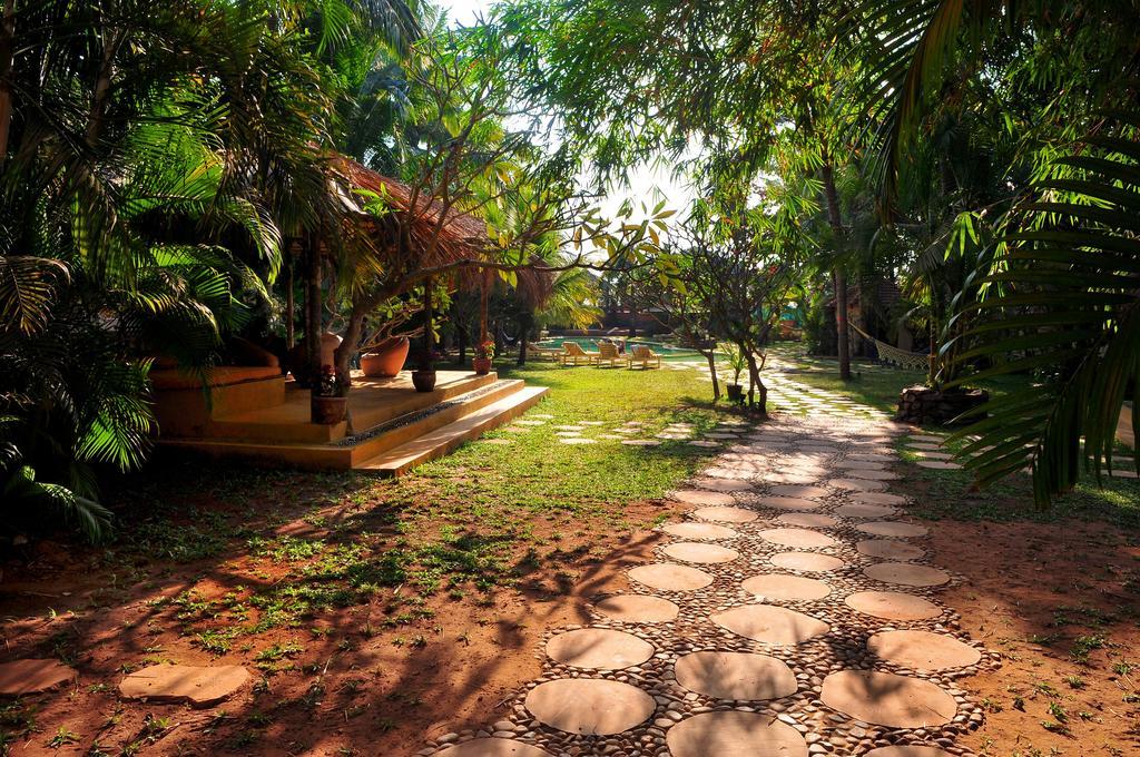 The Clematis Candolim Exterior foto