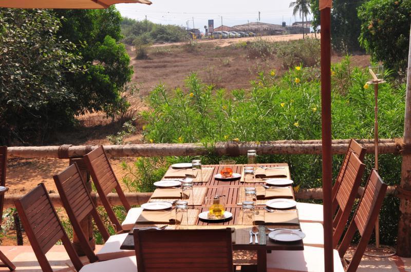 The Clematis Candolim Exterior foto