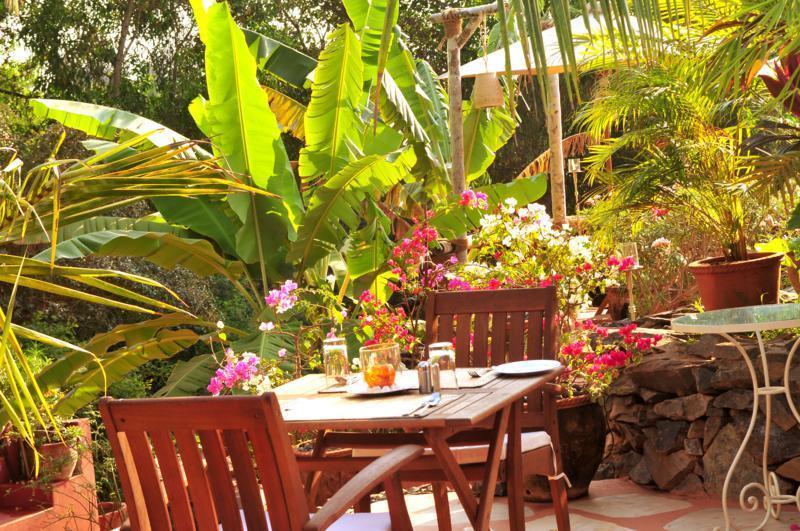 The Clematis Candolim Exterior foto
